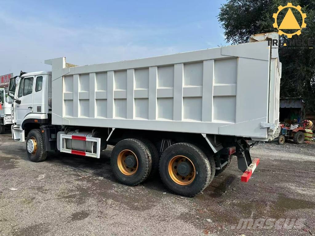 Sinotruk HOHAN 덤프 트럭