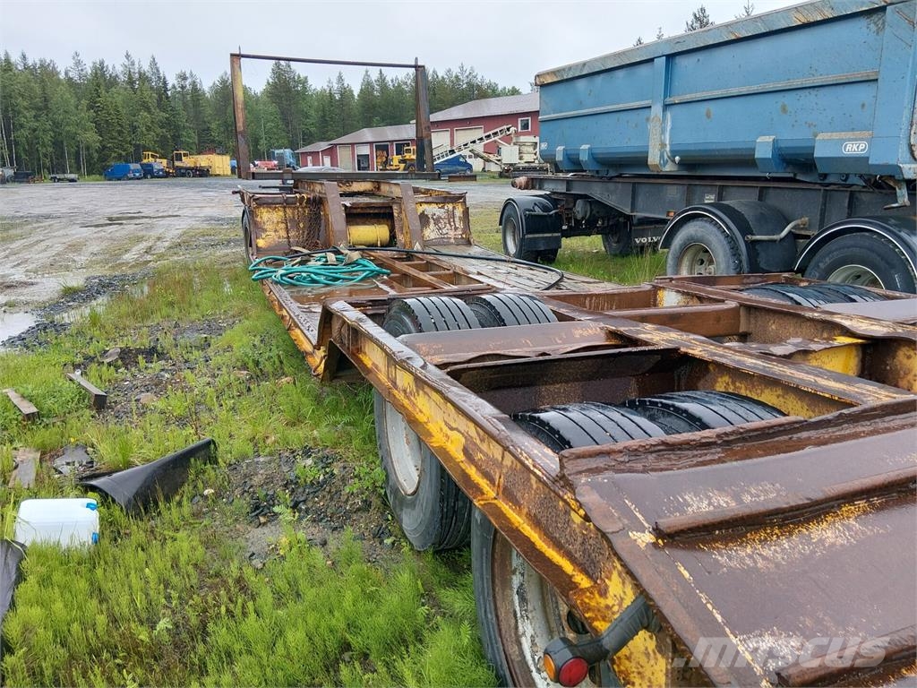 Kome 4-akselinen täysperävaunulavetti 平板拖车