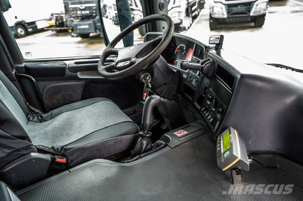 Scania P380 Kiperi kamioni