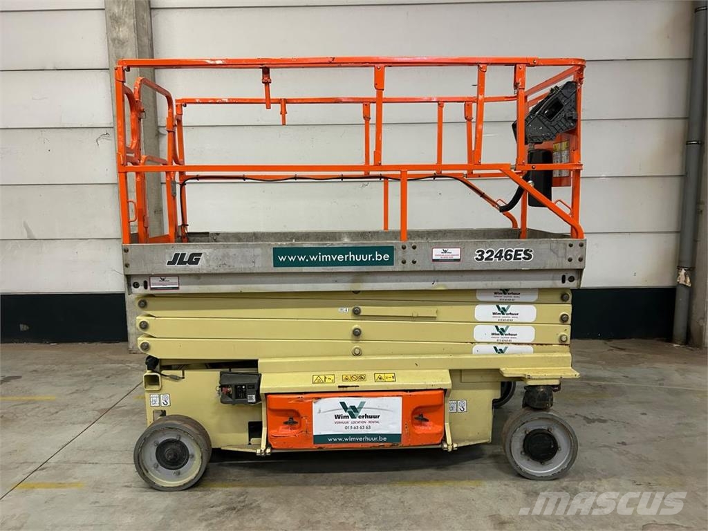 JLG 3246 ES (0930) 剪式升降機