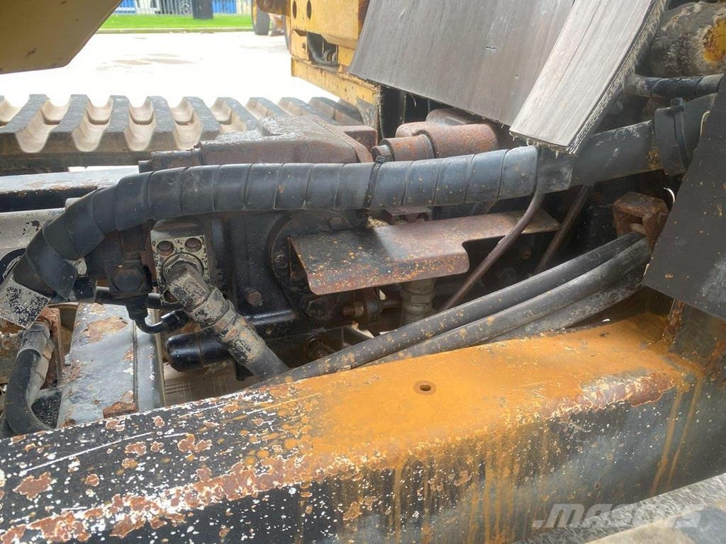 Morooka MST 600e swivel crawler dumper . Demperji goseničarji