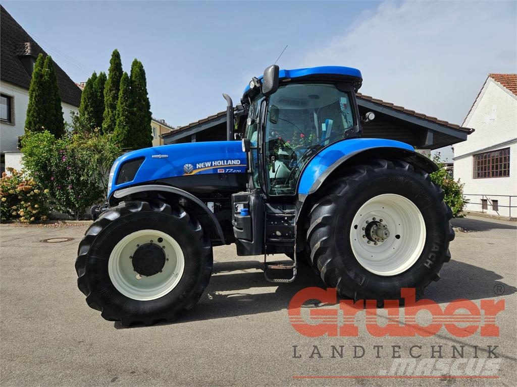 New Holland T7.270 AC トラクター