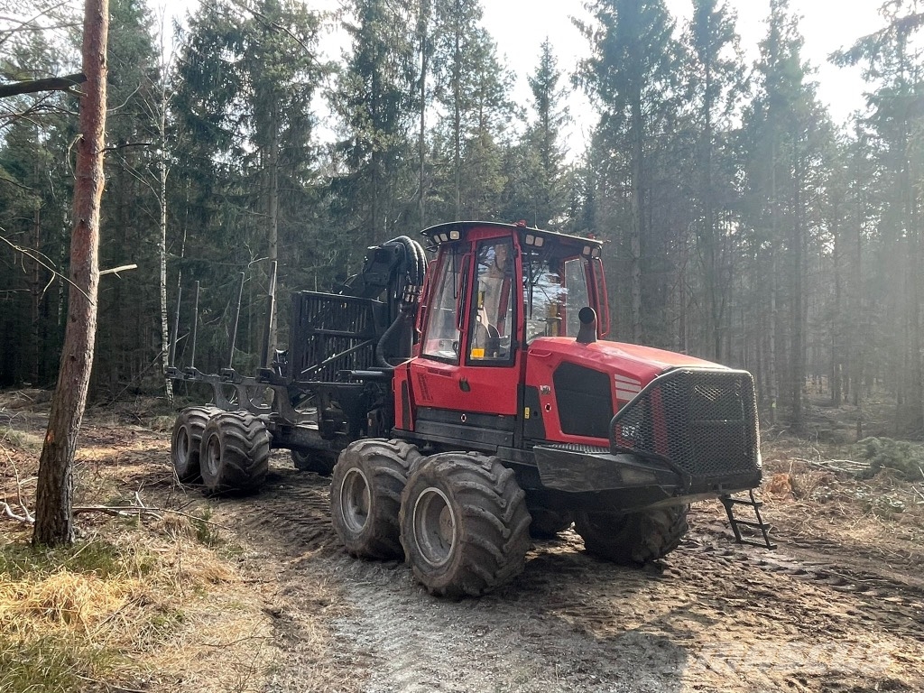 Komatsu 875 Transportadoras