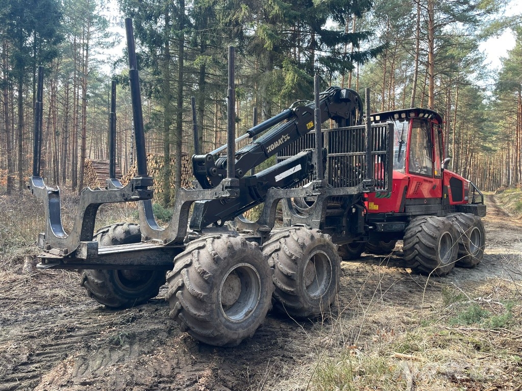 Komatsu 875 Transportadoras