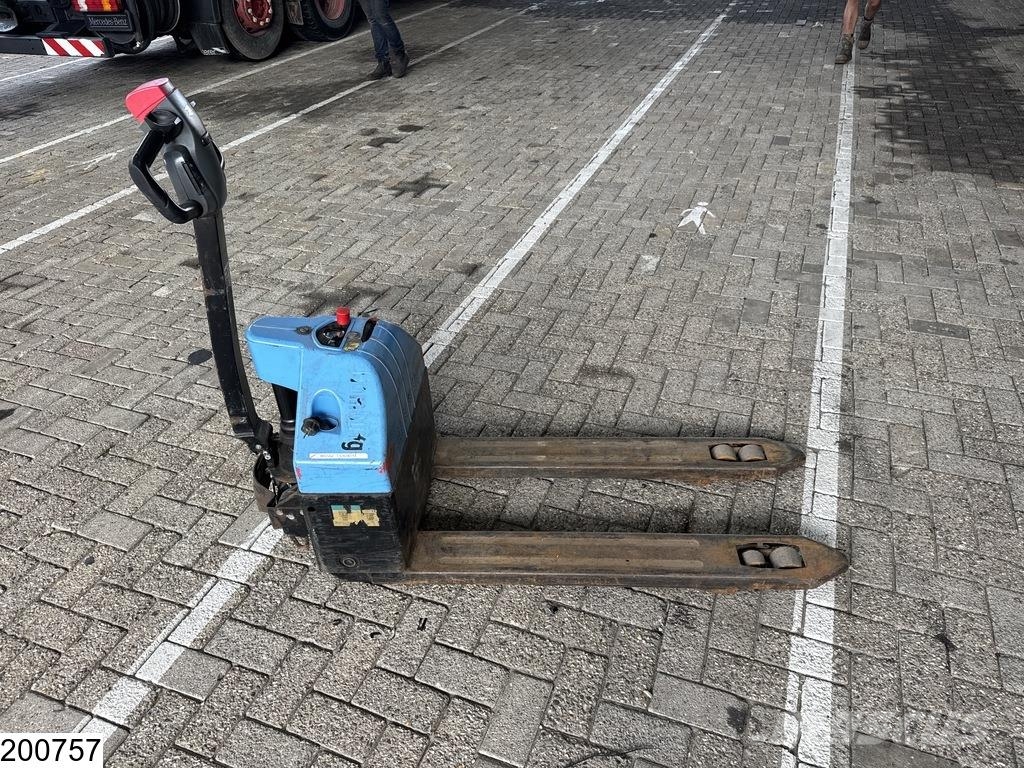 Hanselifter Hubwagen 1500 kg, 0,8 kW, 2016 Штабелери