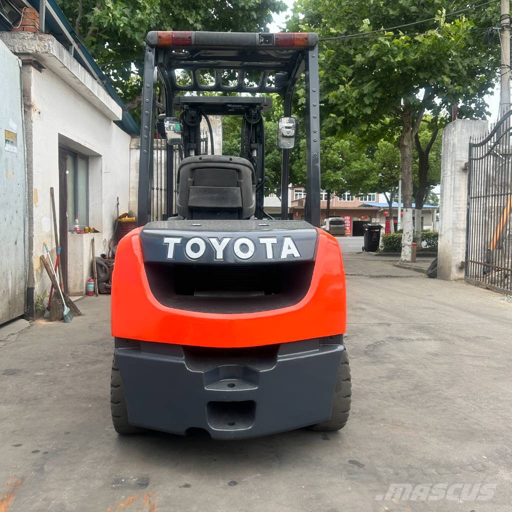 Toyota 8 FD 35 Πετρελαιοκίνητα Κλαρκ