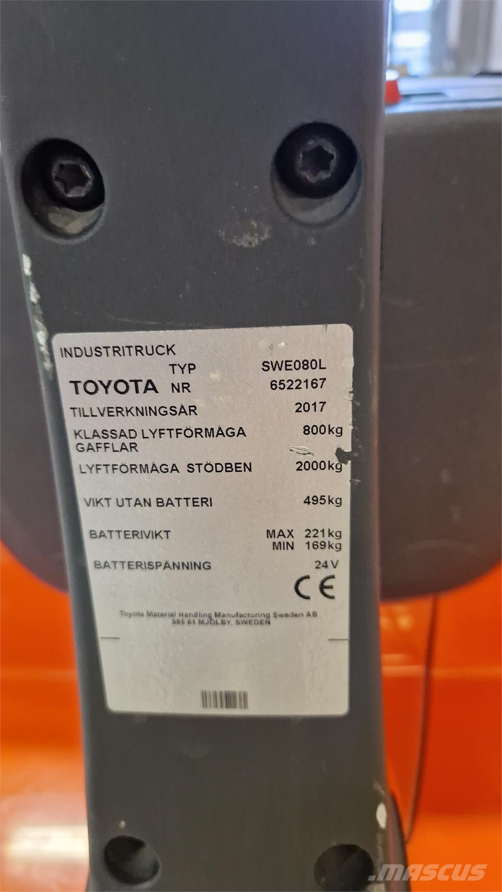 Toyota SWE080L 行走式堆垛机