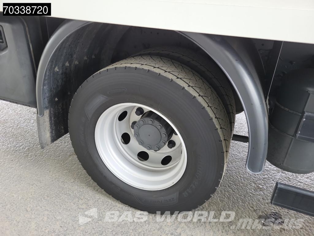 DAF LF 290 4X2 16t Automatic Euro 6 AC Tailgate Bakwagens met gesloten opbouw