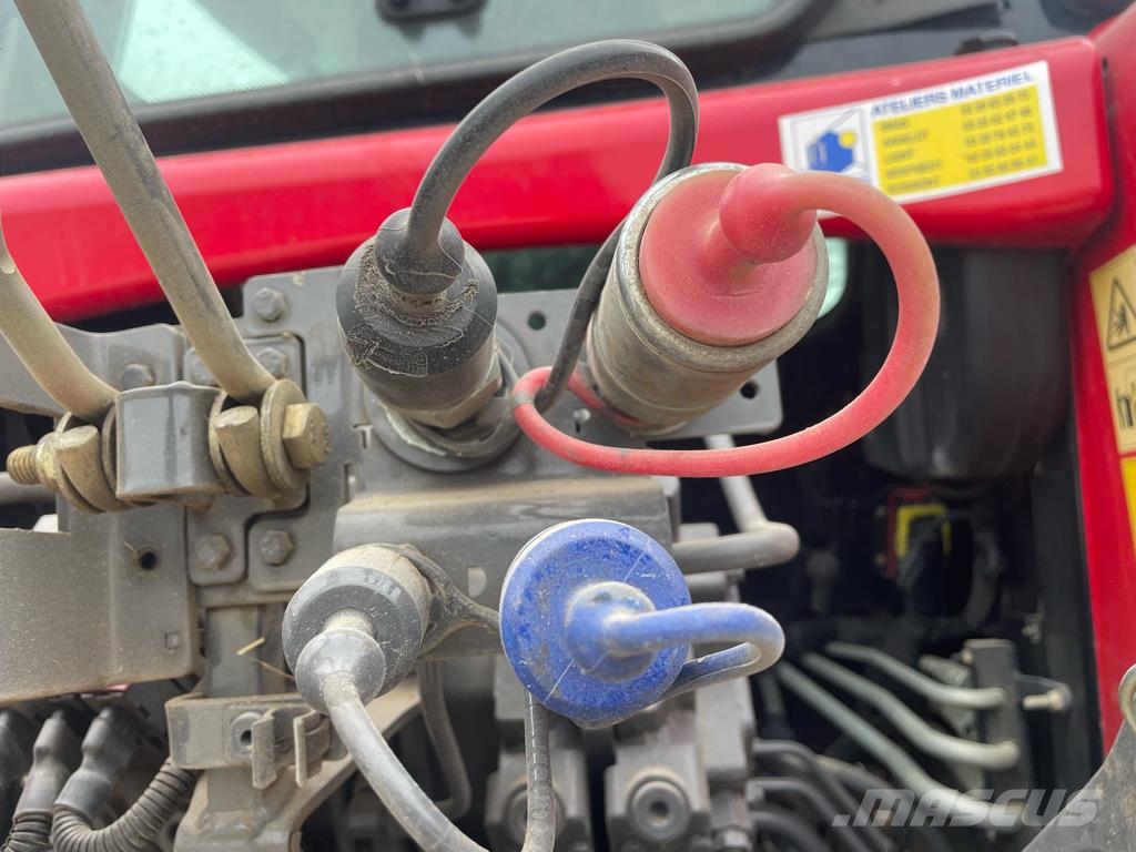 Massey Ferguson 7720 DYNA-6 EFFICIENT Traktorit