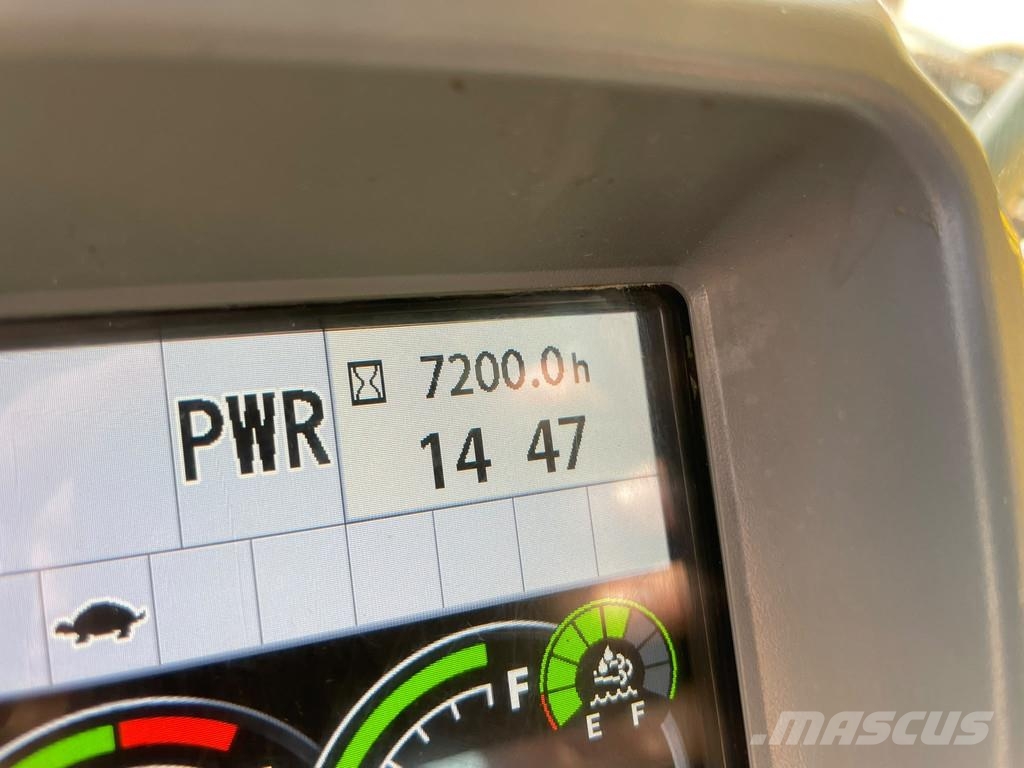 Hitachi ZX225USLC-6 Rupsgraafmachines