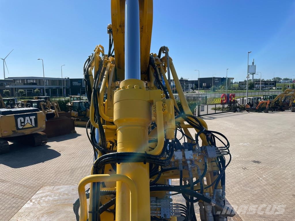 Hitachi ZX225USLC-6 Rupsgraafmachines