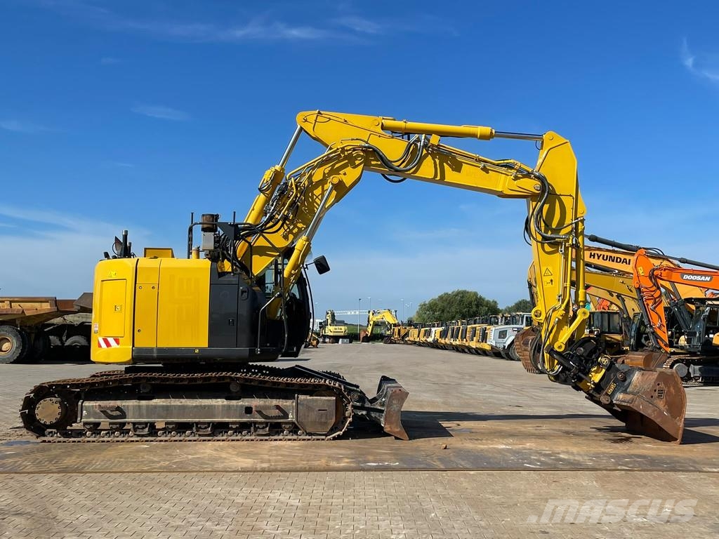 Hitachi ZX225USLC-6 Rupsgraafmachines
