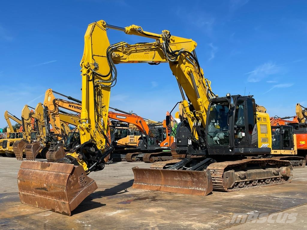 Hitachi ZX225USLC-6 Rupsgraafmachines