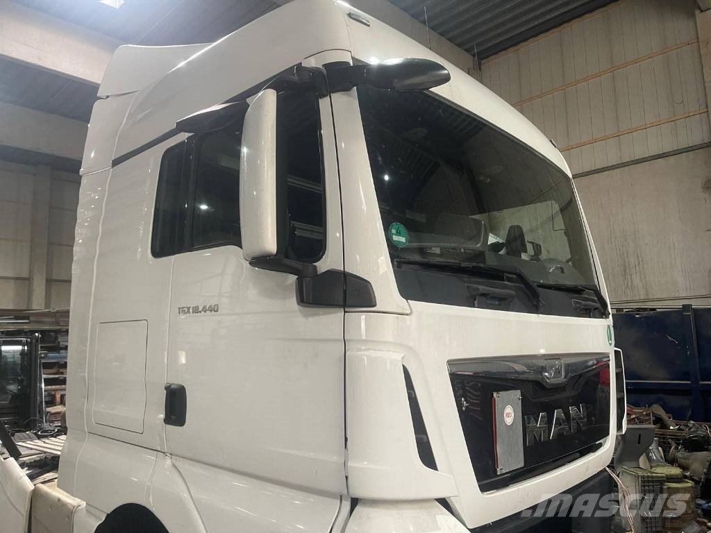 MAN Kabine Fahrerhaus TGX 18.440 Baujahr 2016 Cabine en interieur