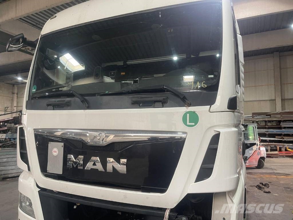 MAN Kabine Fahrerhaus TGX 18.440 Baujahr 2016 Cabine en interieur