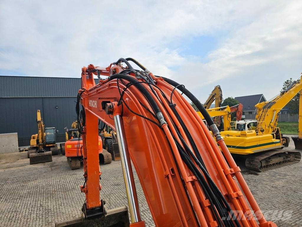 Hitachi ZX250LC-5B Rupsgraafmachines