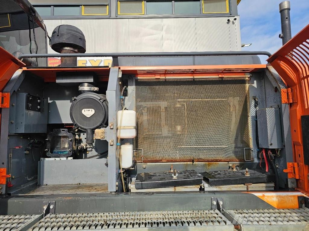 Hitachi ZX250LC-5B Rupsgraafmachines