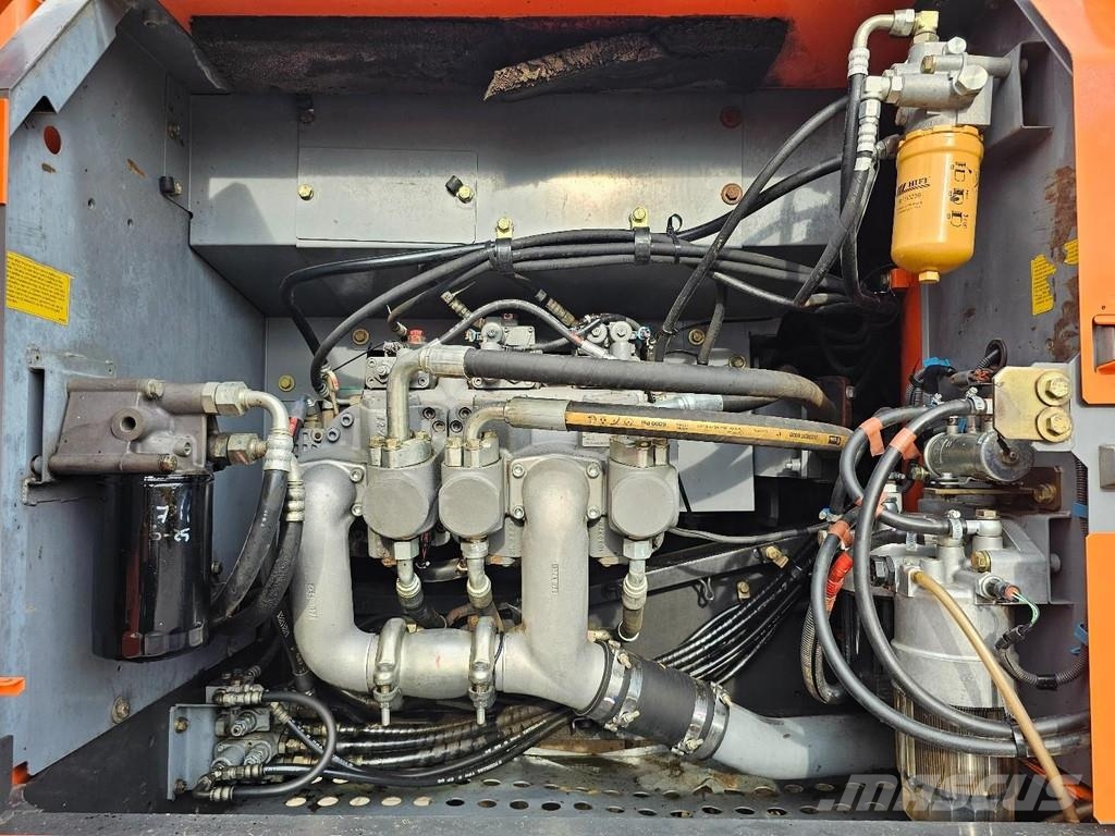 Hitachi ZX250LC-5B Rupsgraafmachines
