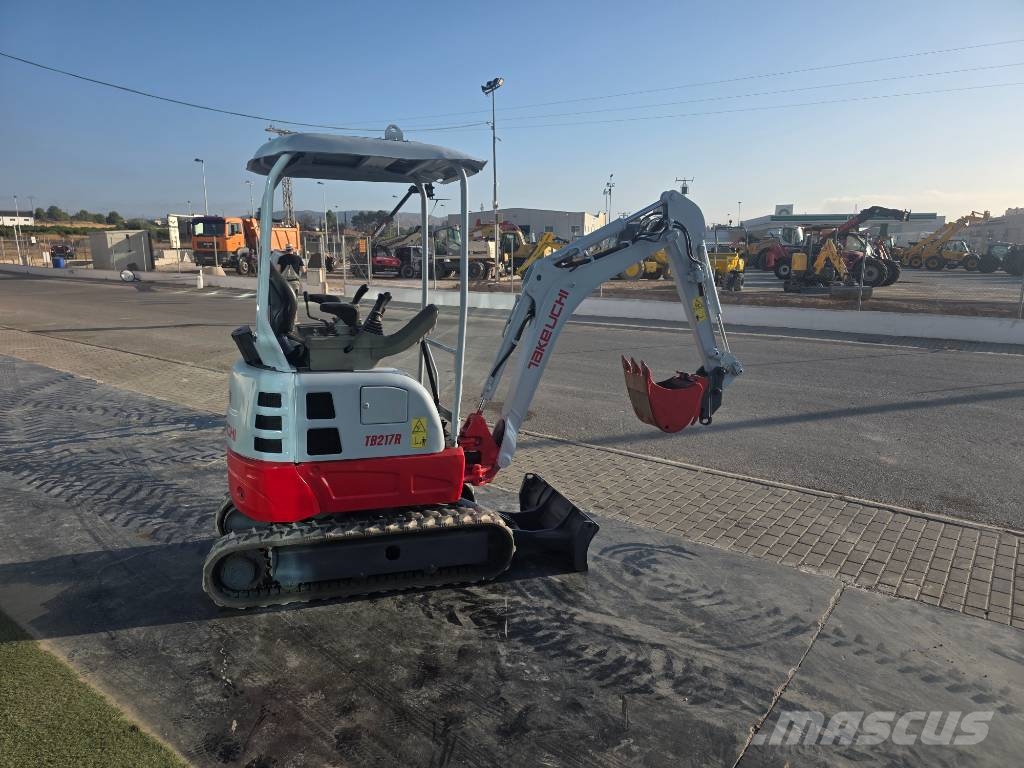 Takeuchi TB 217 R Miniescavatori