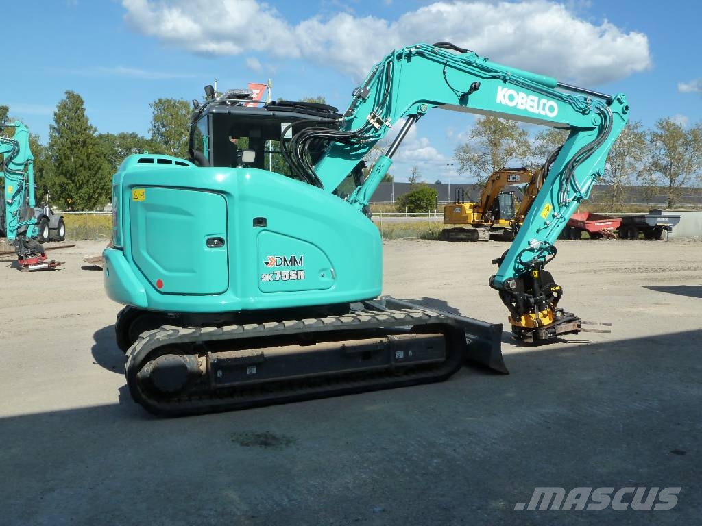Kobelco SK75SR-7 / 1.600 tinm. Midi bageri 7t – 12t