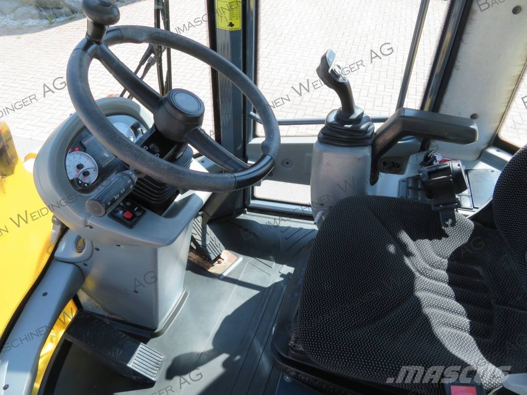 Yanmar V 80 Cargadoras sobre ruedas