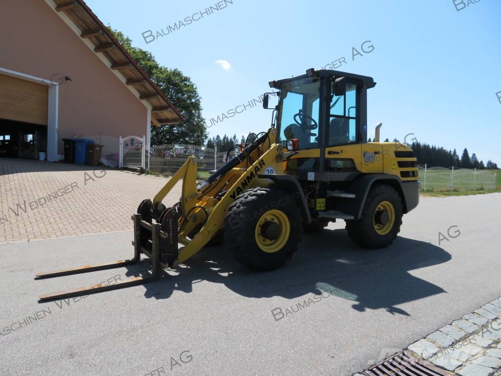 Yanmar V 80 Cargadoras sobre ruedas