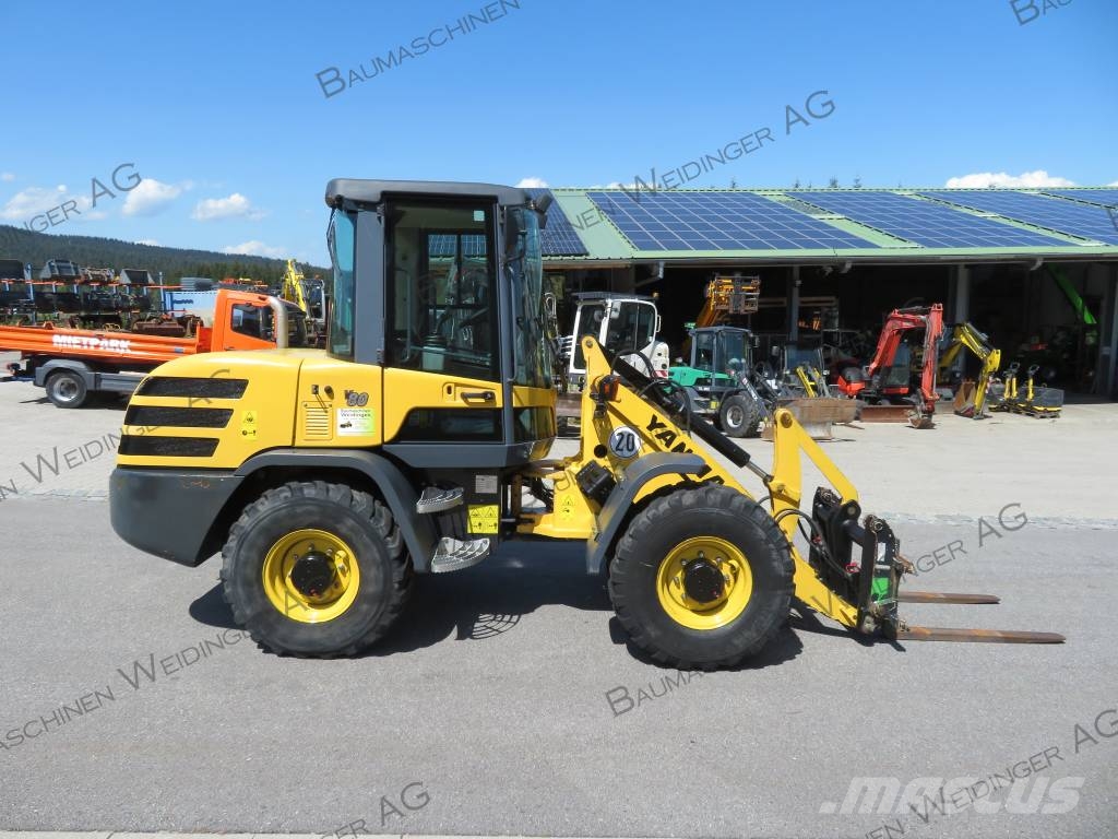 Yanmar V 80 Cargadoras sobre ruedas