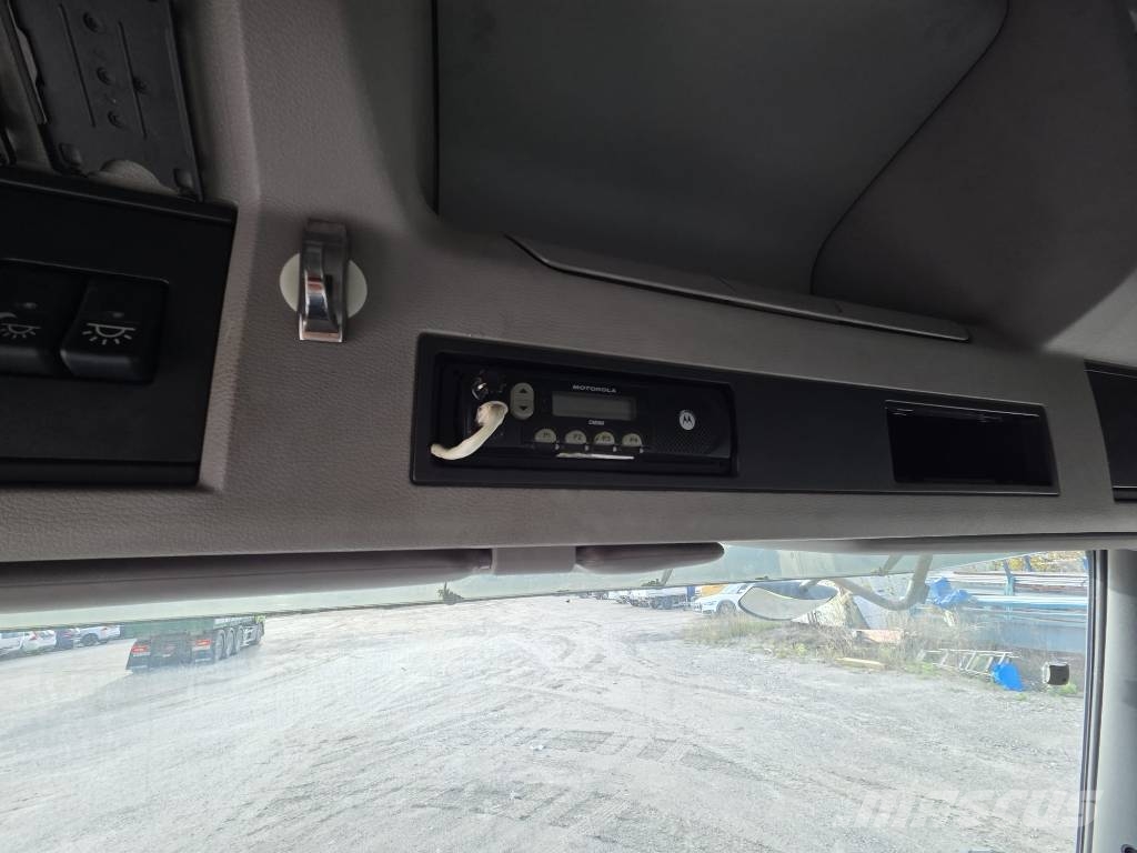 Volvo FM460 6x2 Camion pour copeaux de bois