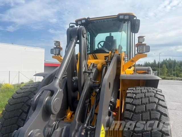 Volvo L120H VIPUOHJAUS, YM. Φορτωτές με λάστιχα (Τροχοφόροι)