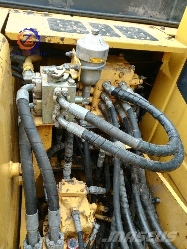 Komatsu PC 120-8/12tons/Latest model/Japan Original/ حفارات وسط 7 طن - 12 طن