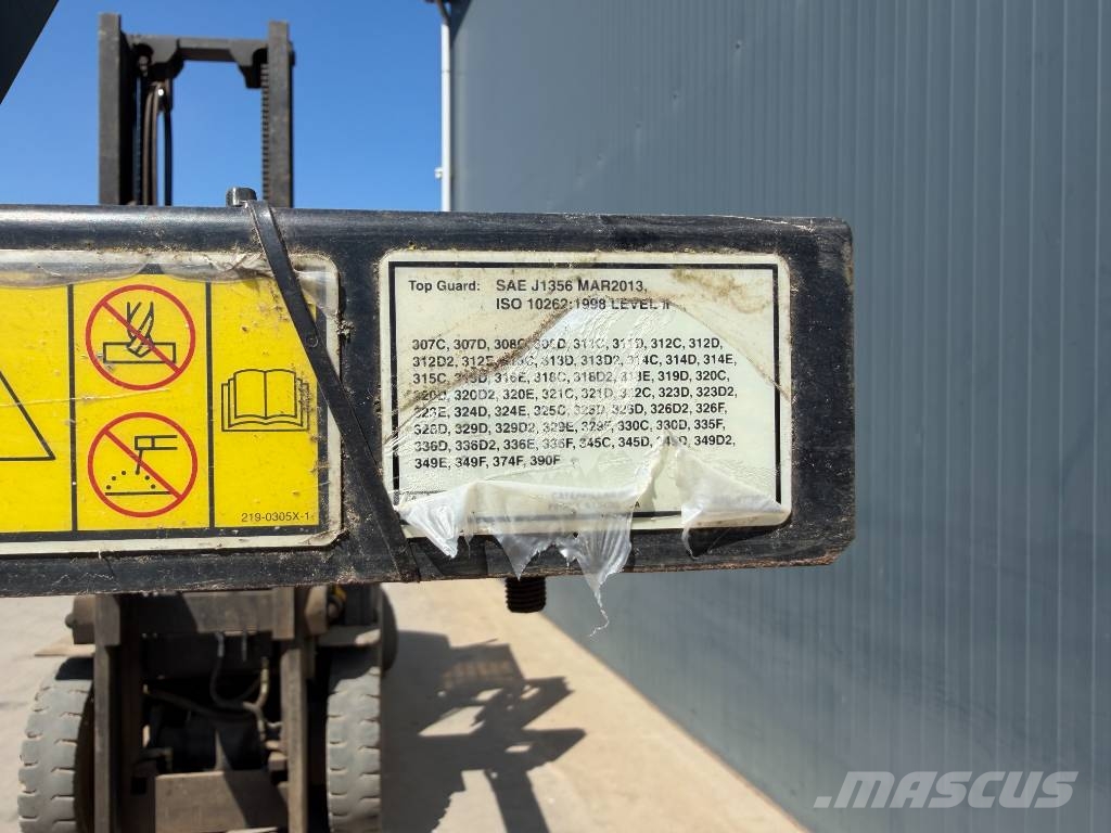 CAT 313E / 320E / 320F / 323E / 325F / 329E/ 330F / 3 كابينة والداخلية