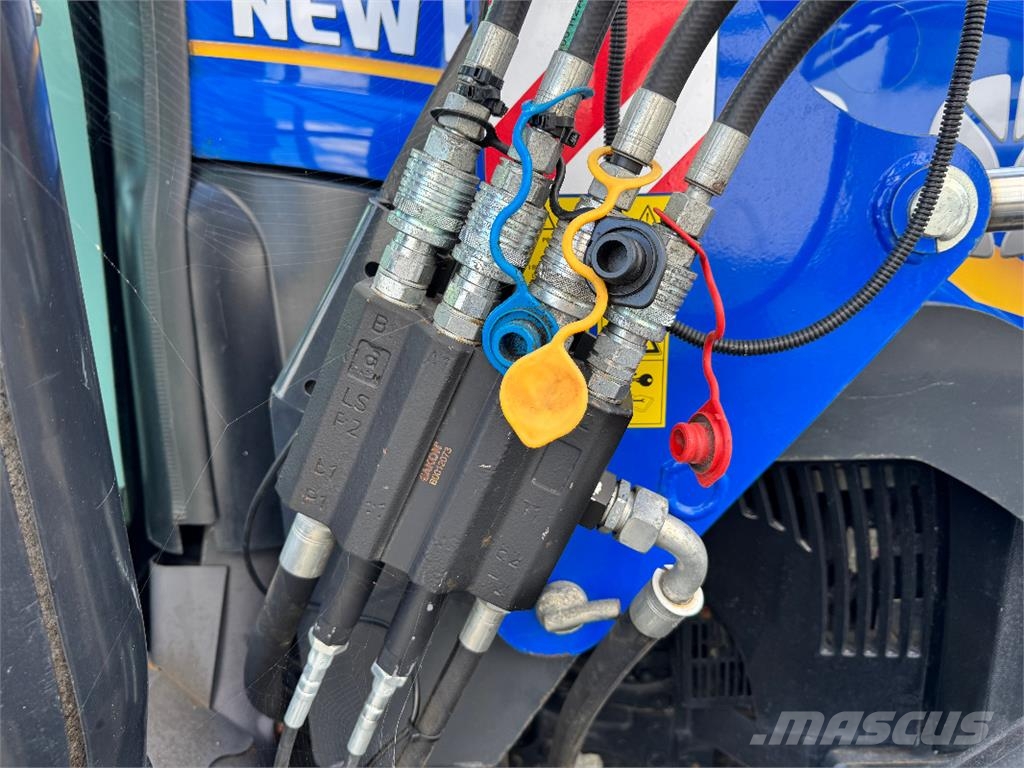 New Holland TS 5.95 الجرارات