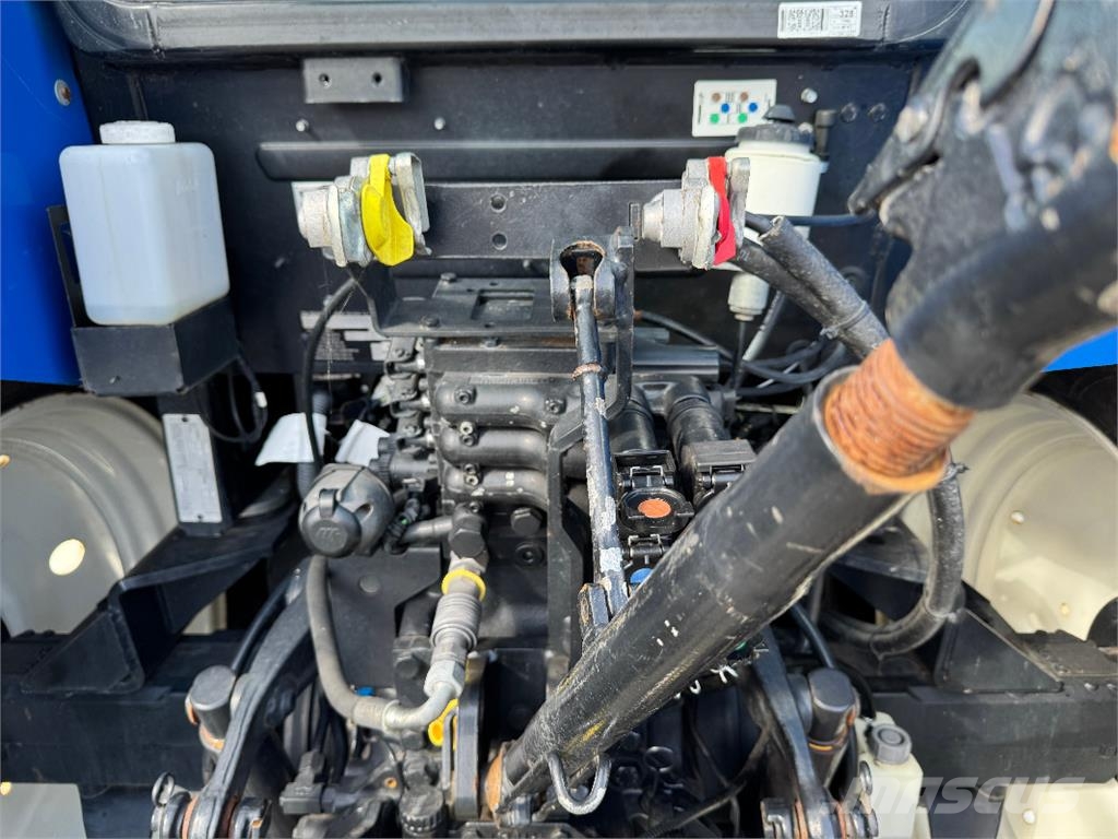 New Holland TS 5.95 الجرارات