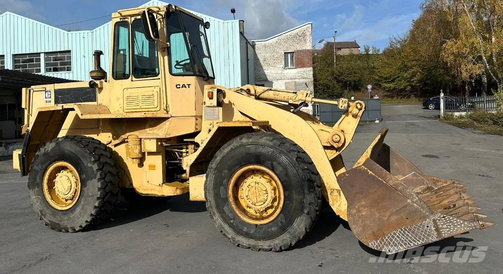 CAT 936 Chargeuse sur pneus