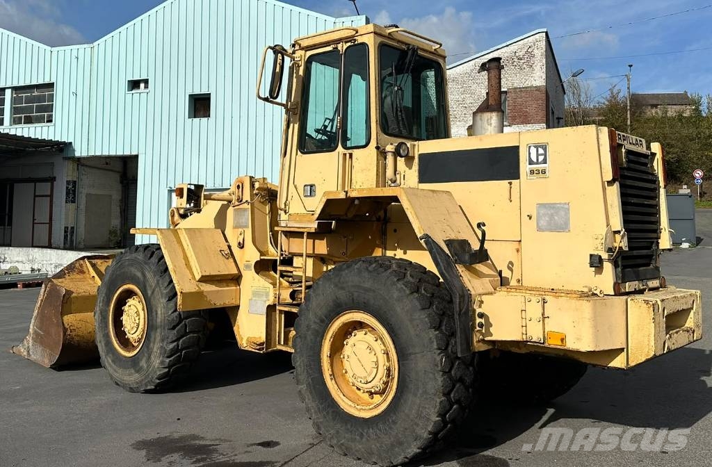 CAT 936 Chargeuse sur pneus