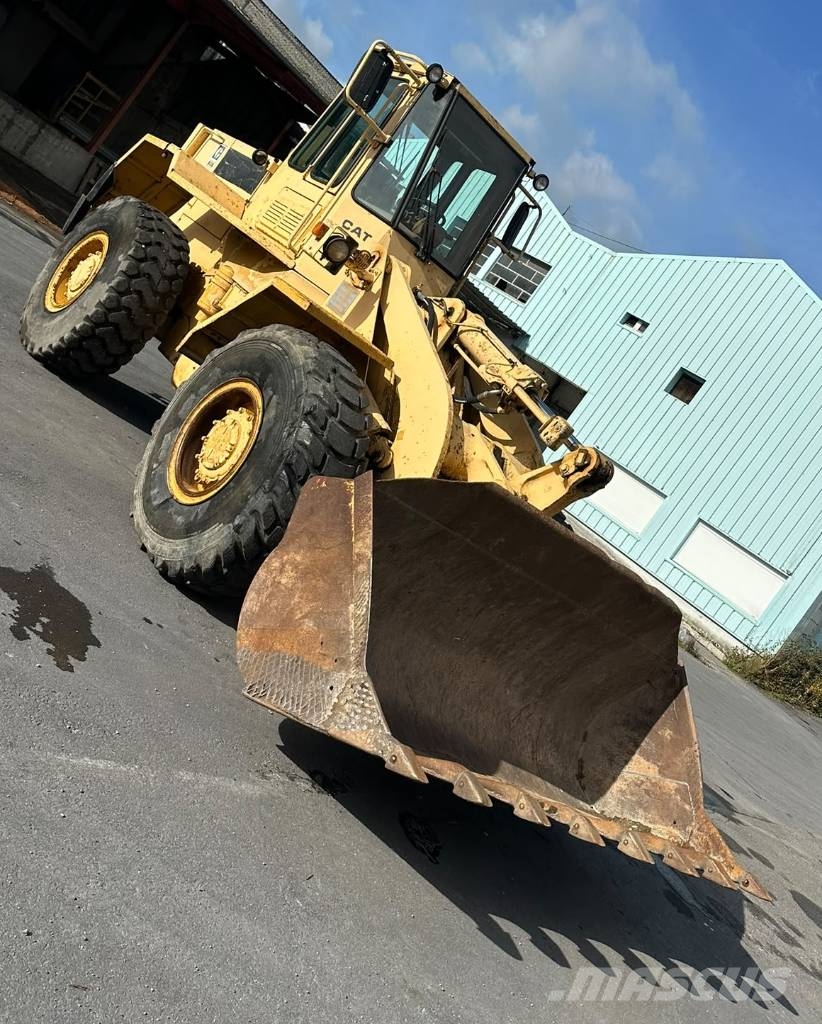 CAT 936 Chargeuse sur pneus