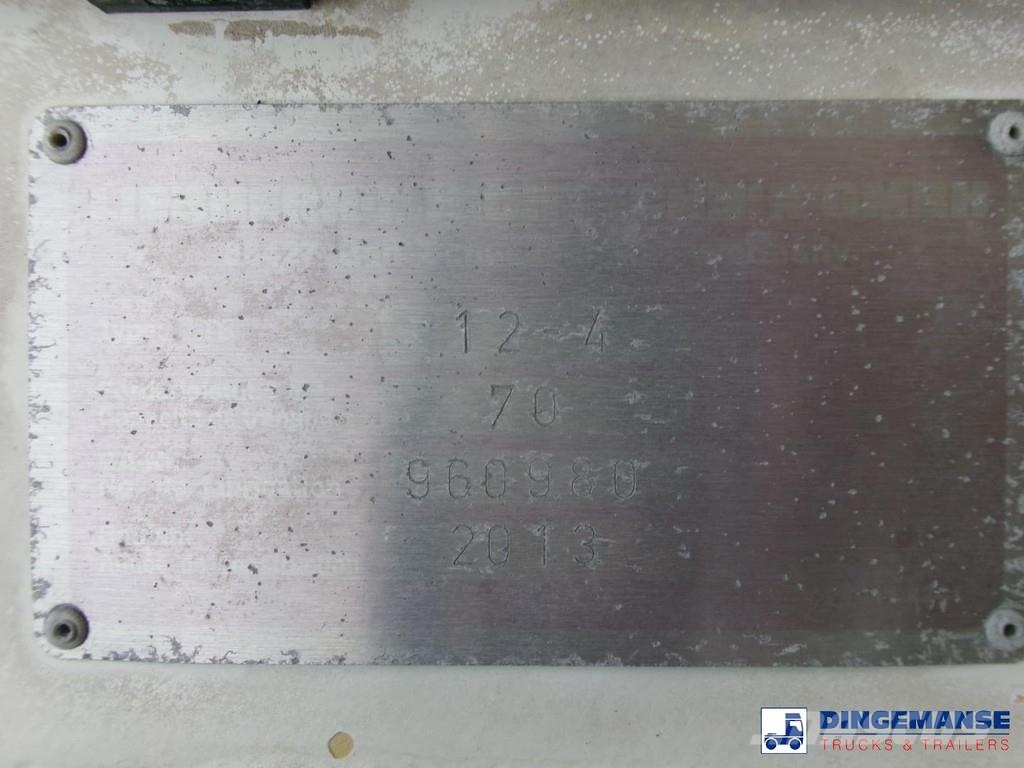 MAN TGS 32.360 8X4 Euro 6 Liebherr concrete mixer 8 m3 Camiones hormigonera