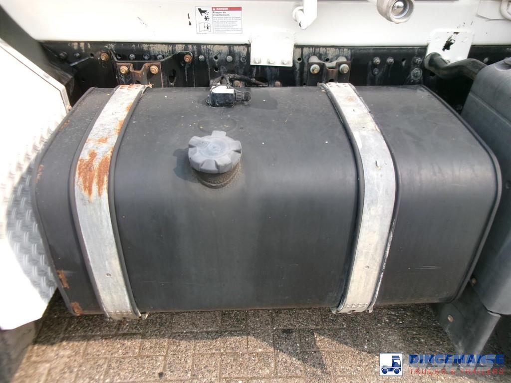 MAN TGS 32.360 8X4 Euro 6 Liebherr concrete mixer 8 m3 Camiones hormigonera
