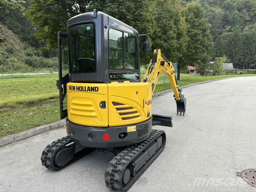 New Holland E26C حفارات صغيرة أقل من 7 طن (حفارات صغيرة)