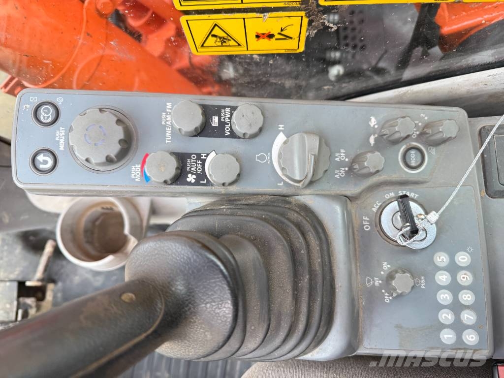 Hitachi ZX135US-6 - Hammer Lines / Automatic Greasing Bagri goseničarji