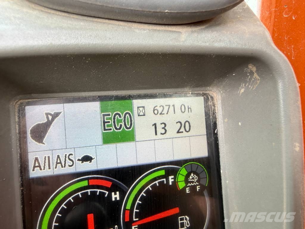 Hitachi ZX135US-6 - Hammer Lines / Automatic Greasing Bagri goseničarji