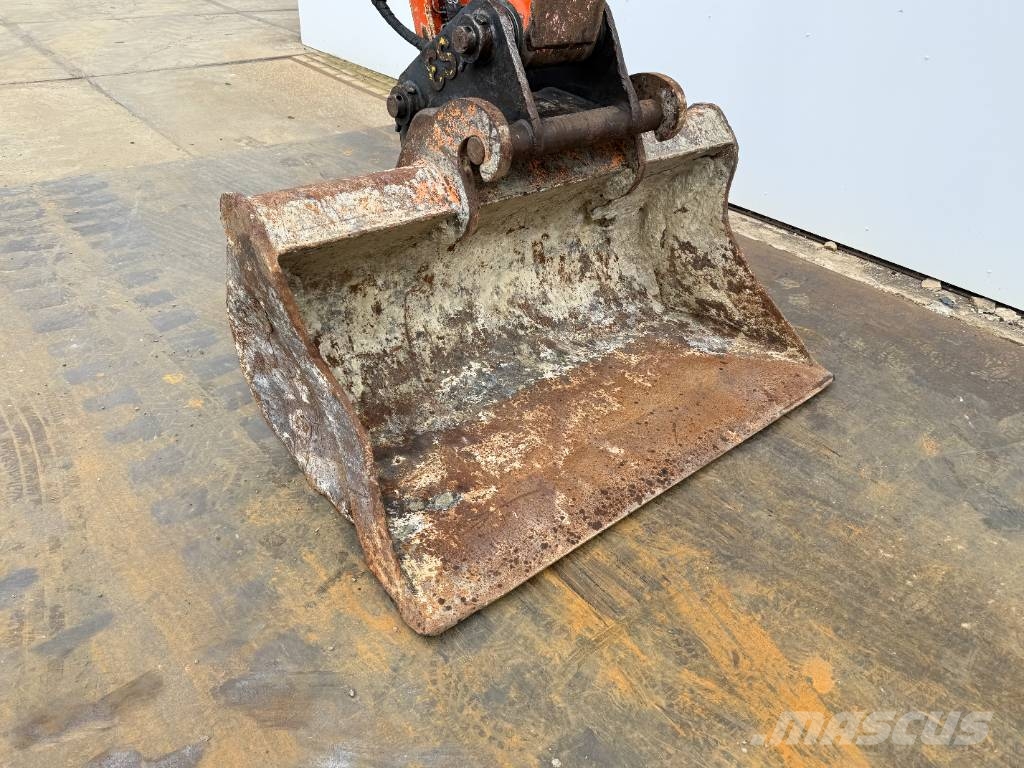 Hitachi ZX135US-6 - Hammer Lines / Automatic Greasing Bagri goseničarji