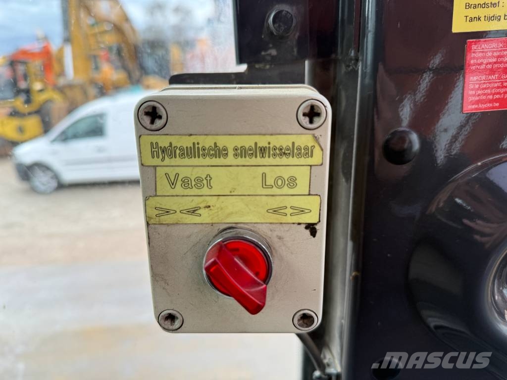 Hitachi ZX135US-6 - Hammer Lines / Automatic Greasing Bagri goseničarji