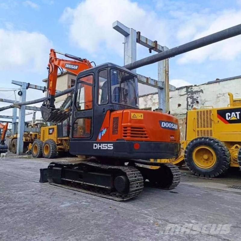 Doosan DH 55 Minigraafmachines < 7t