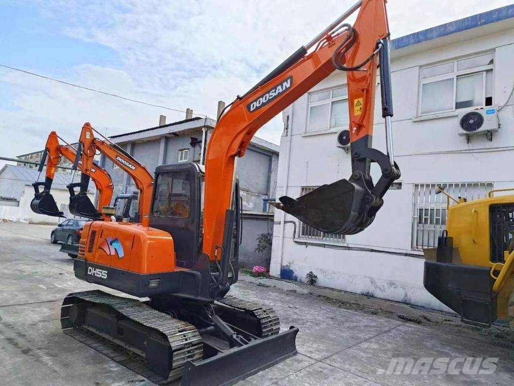 Doosan DH 55 Minigraafmachines < 7t