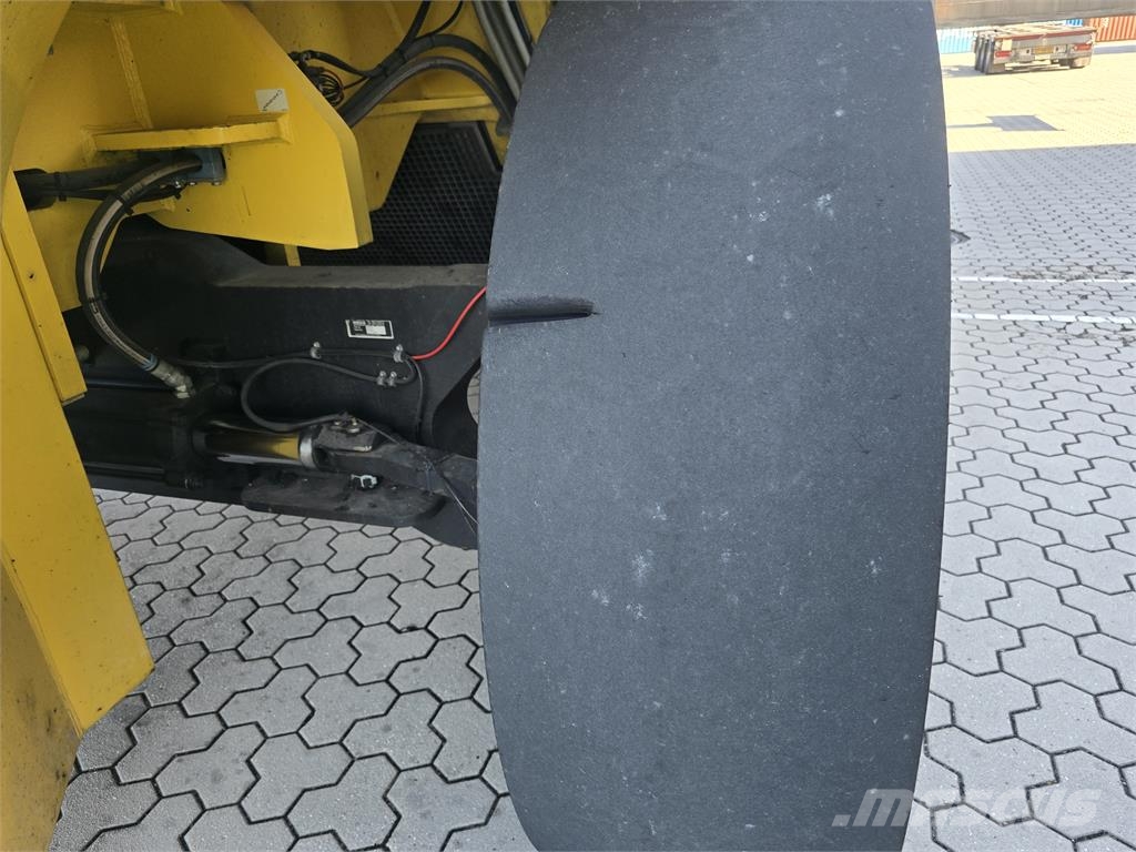 Hyster 46-33CH Stivuitoare Telescopice Rotative