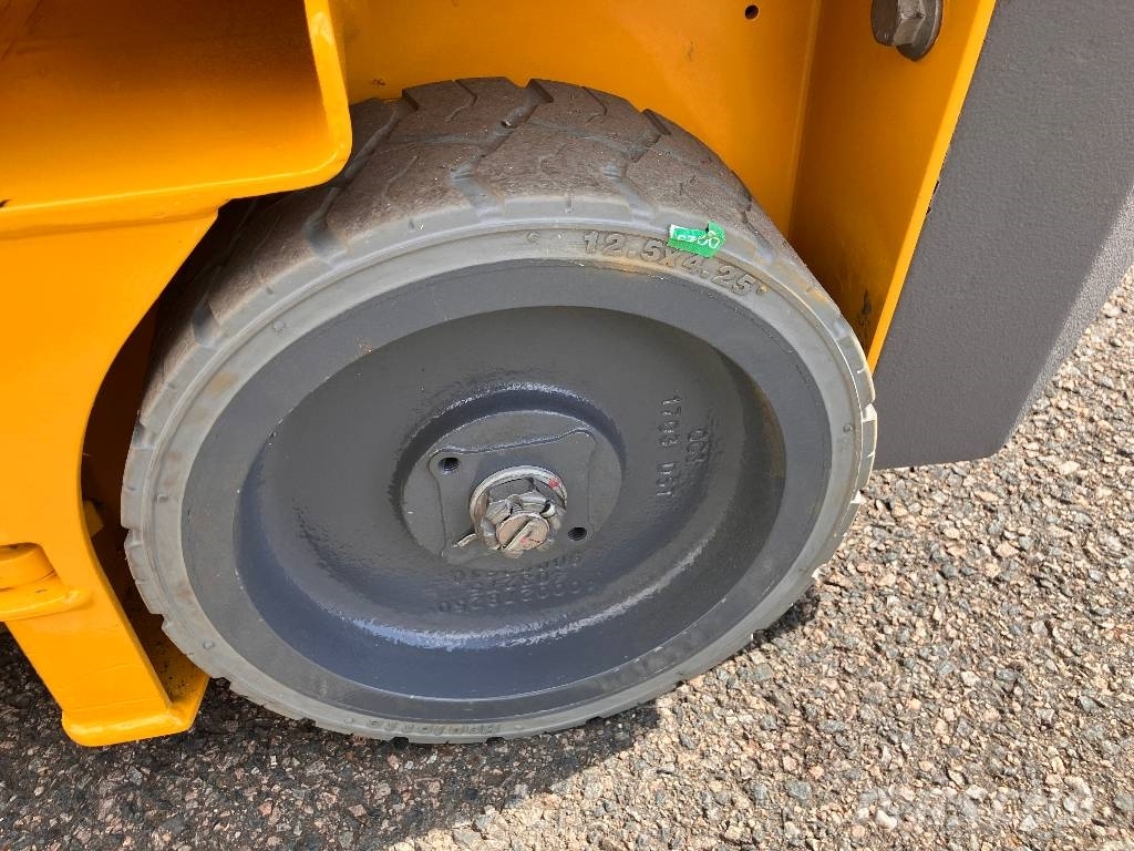 HAULOTTE OPTIMUM8 - NEW BATTERIES NEW WHEELS Saxliftar