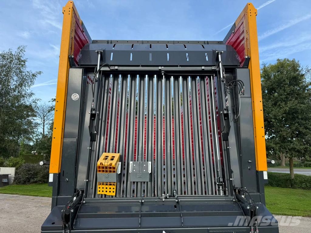 Schuitemaker Rapide 7200 Ladewagen Opraapwagen Snijwagen 600 vr Cosechadoras de forraje autopropulsadas