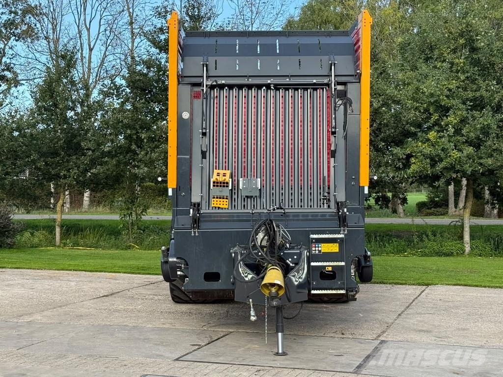 Schuitemaker Rapide 7200 Ladewagen Opraapwagen Snijwagen 600 vr Cosechadoras de forraje autopropulsadas