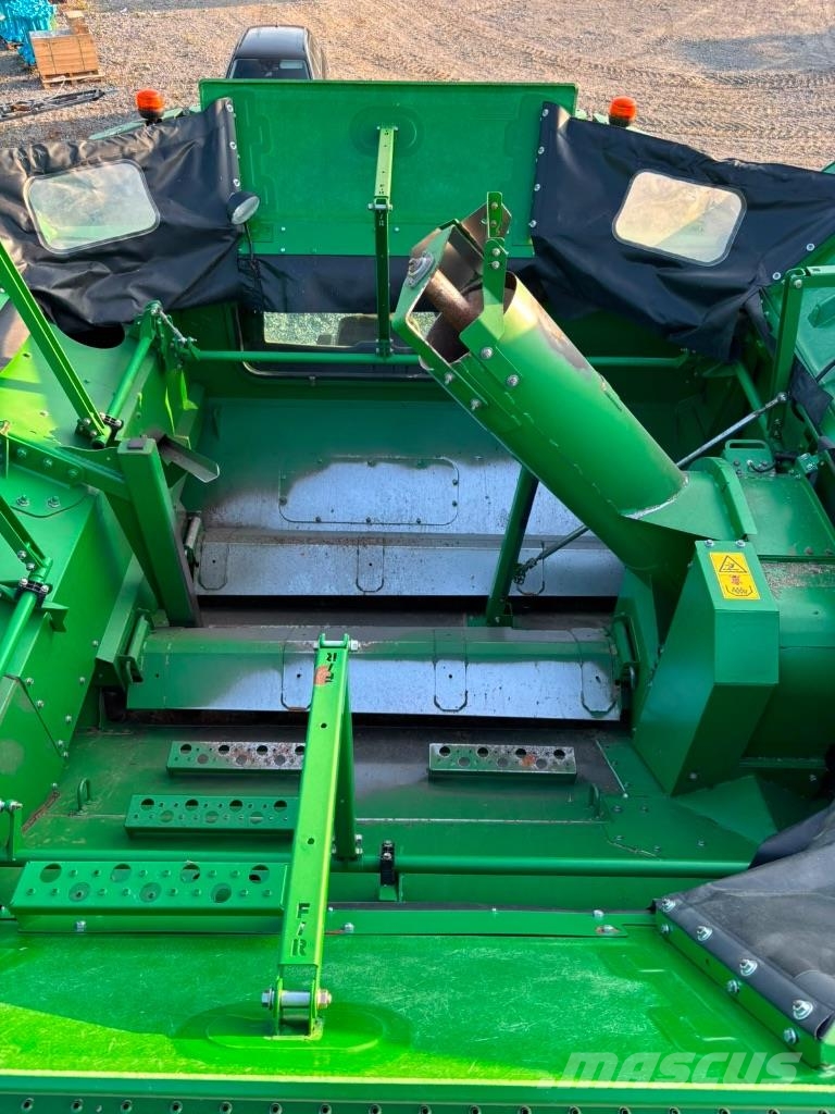 John Deere S 670 i Θεριζοαλωνιστικές μηχανές